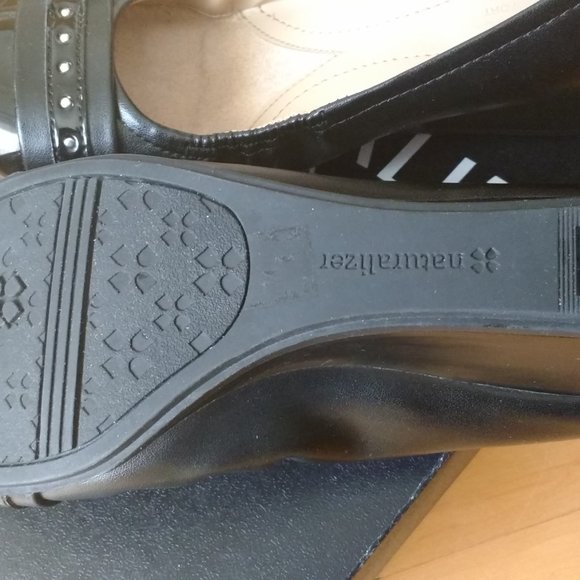 Black Naturalizer wedge shoes - Picture 7 of 8